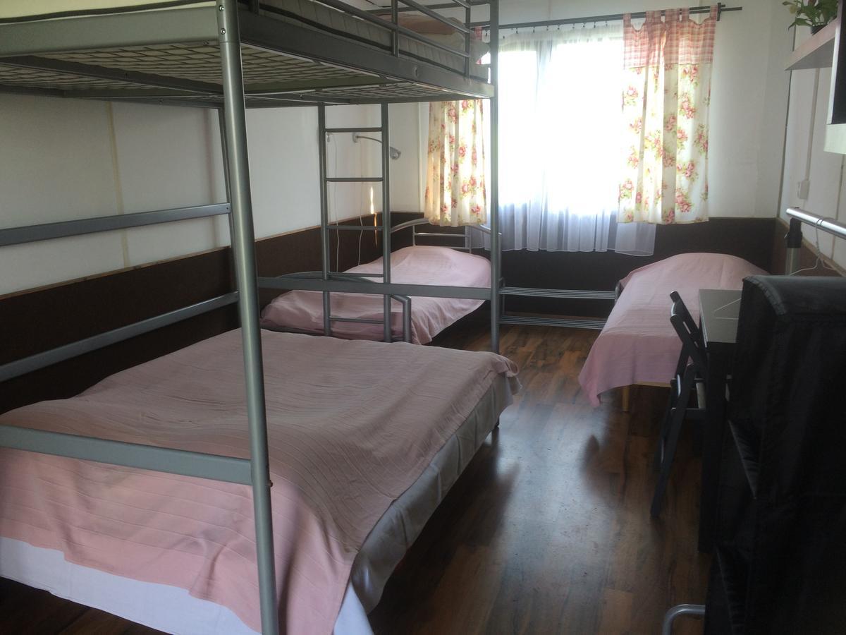 Hotel Camp Alpa Ostrovačice Esterno foto